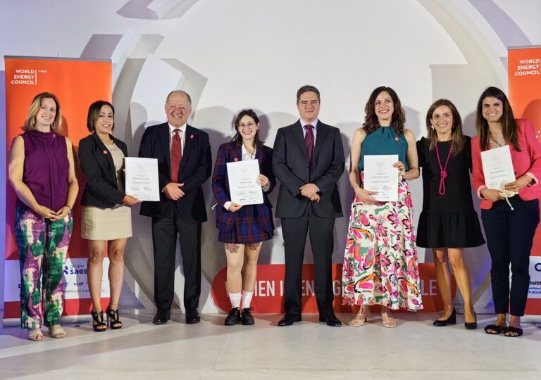 40 mujeres se convirtieron en las nuevas embajadoras del Women in Energy WEC Chile